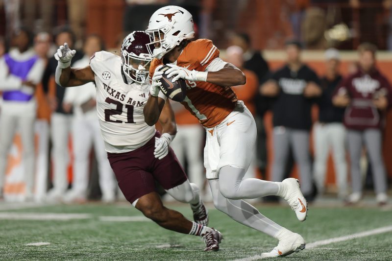 Texas beating Texas A&M leads Friday’s college football winners, losers