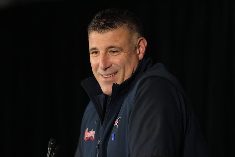 ‘We all knew Mike was different.’ Vrabel’s teammates foresaw coaching success